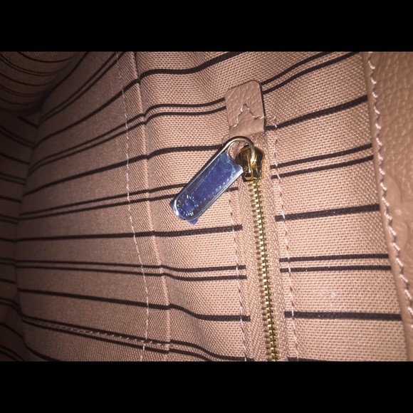 2018 Artsy MM Monogram Empreinte Leather - Picture 7 of 8